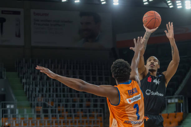 员被派遣到 员被派遣到