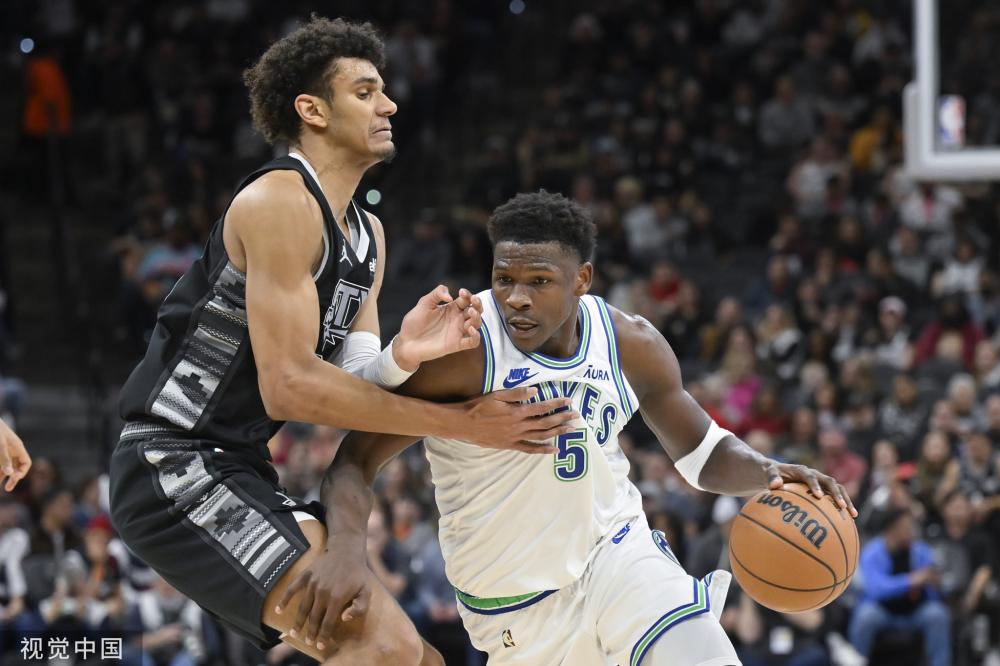 激励着我们 激励着我们